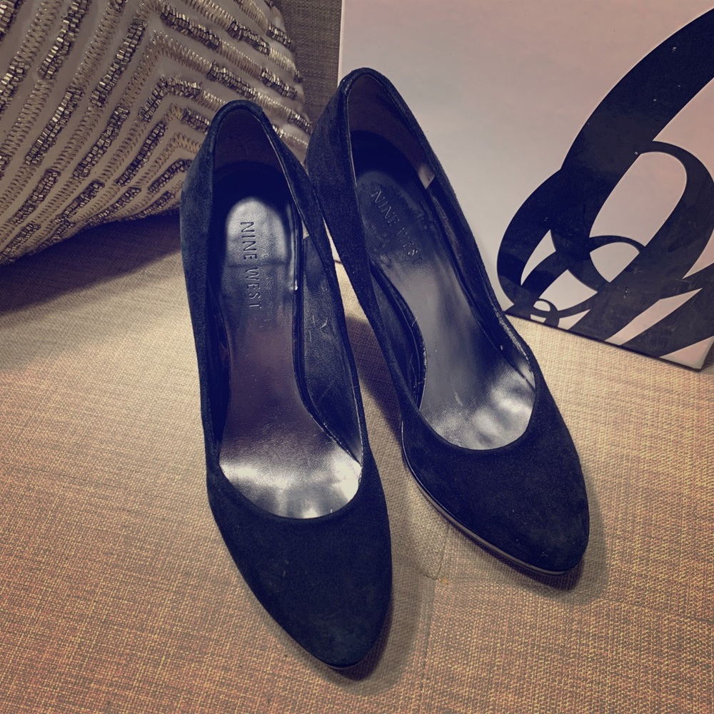 Nine West ‘Rocha’ Suede Black Pump